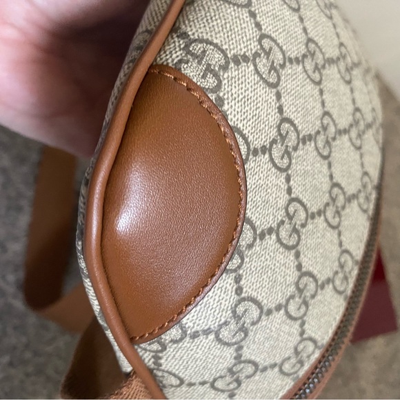 Authentic Gucci GG Icon Belt Bag - Picture 8 of 15